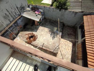 Casa para Venda, em So Loureno, bairro Jardim Serrano, 3 dormitrios, 2 banheiros, 2 vagas