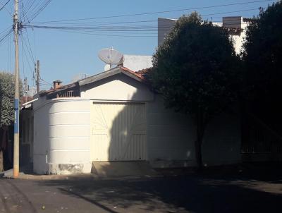 Casas 3 e 4 Quartos para Venda, em Promisso, bairro Vila N.O.B., 3 dormitrios, 2 banheiros, 2 vagas