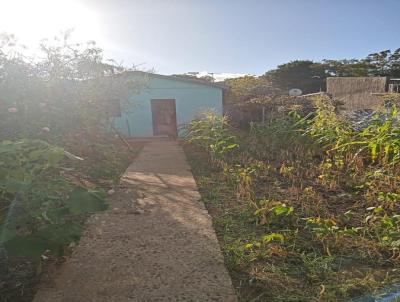 Casa para Venda, em Santana do Livramento, bairro Divisa, 2 dormitrios, 1 banheiro