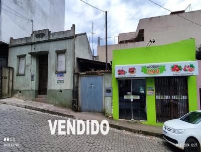 Casa para Venda, em Cangucu, bairro Centro, 3 dormitrios, 2 banheiros, 1 vaga