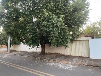 Casa para Venda, em Araatuba, bairro Jardim das Oliveiras, 2 dormitrios, 2 banheiros, 1 sute, 4 vagas