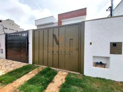 Casa para Venda, em Alfenas, bairro Cidade Jardim, 3 dormitrios, 2 banheiros, 1 sute, 2 vagas