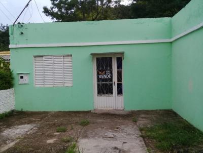 Casa para Venda, em Santana do Livramento, bairro Centro, 2 dormitrios, 1 banheiro, 1 vaga