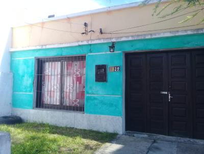 Casa para Venda, em Santana do Livramento, bairro Centro, 2 dormitrios, 1 banheiro, 1 vaga