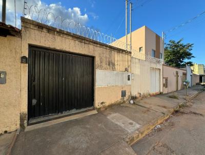 Casa para Venda, em Montes Claros, bairro Canelas II, 2 dormitrios, 2 banheiros, 1 sute, 2 vagas