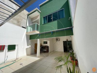 Sobrado para Venda, em Caldas Novas, bairro Itanhang I, 3 dormitrios, 3 banheiros, 1 sute, 2 vagas