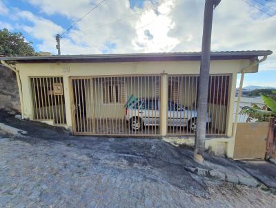 Casa para Venda, em Campo Belo, bairro Oliveiro, 3 dormitrios, 1 banheiro, 1 sute, 1 vaga