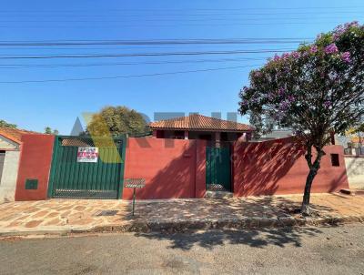 Casa para Locao, em Dourado, bairro Centro, 3 dormitrios, 1 banheiro, 3 vagas