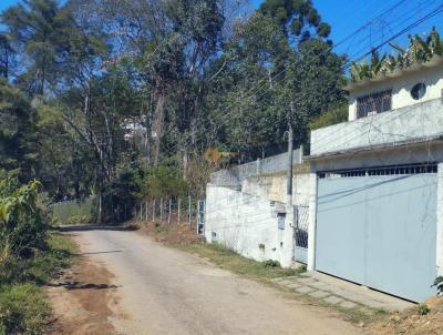 Casa para Venda, em Terespolis, bairro Granja Florestal, 2 dormitrios, 1 banheiro, 1 vaga