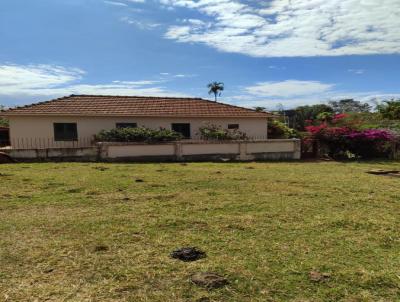 Fazenda para Venda, em Morrinhos, bairro , 5 dormitrios, 2 banheiros, 1 sute, 4 vagas