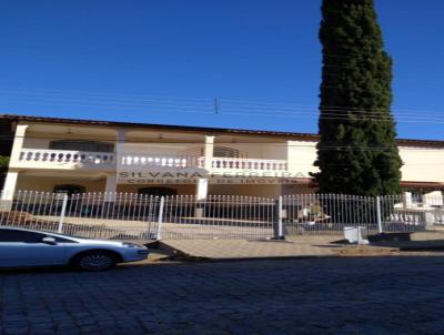 Casa para Venda, em Lambari, bairro Sertozinho, 5 dormitrios, 5 banheiros, 2 sutes, 5 vagas