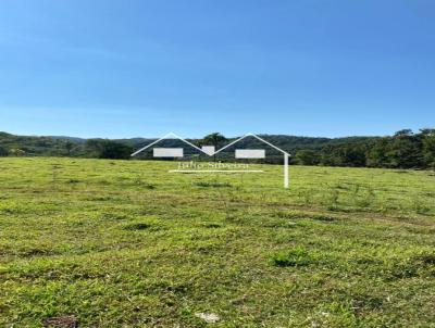 Fazenda para Venda, em Paracatu, bairro Santana