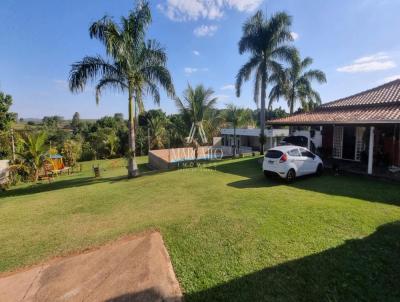 Chcara para Venda, em Marlia, bairro -, 3 dormitrios, 2 banheiros, 1 sute, 4 vagas