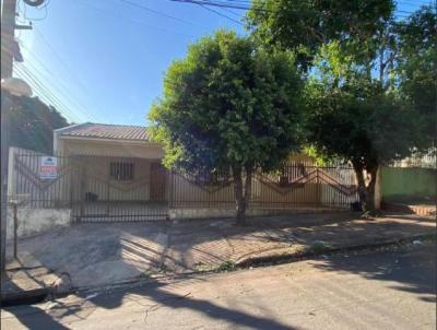 Casa para Venda, em Umuarama, bairro Parque San Marino, 3 dormitrios, 2 banheiros, 2 vagas