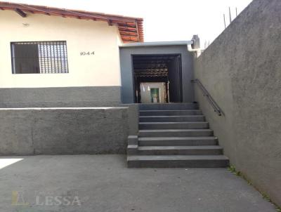 Casa para Venda, em Cotia, bairro Jardim Leonor, 2 dormitrios, 1 banheiro, 2 vagas