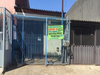 Casa para Venda, em , bairro RECANTO DAS EMAS DF, 2 dormitrios, 1 banheiro, 2 vagas