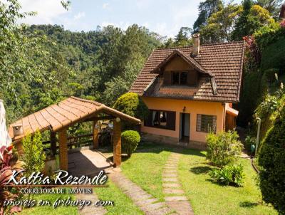 Casa para Venda, em Nova Friburgo, bairro Mury, 2 dormitrios, 3 banheiros, 2 sutes, 2 vagas