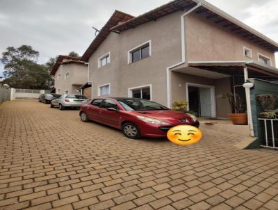 Casa para Locao, em , bairro ., 2 dormitrios, 1 banheiro, 2 vagas