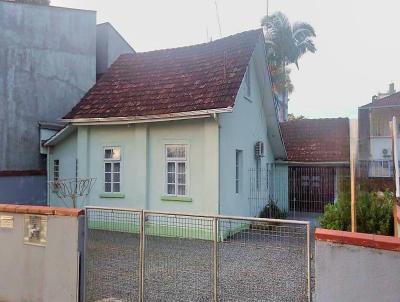 Casa para Venda, em Joinville, bairro Anita Garibaldi, 3 dormitrios, 1 banheiro, 1 vaga