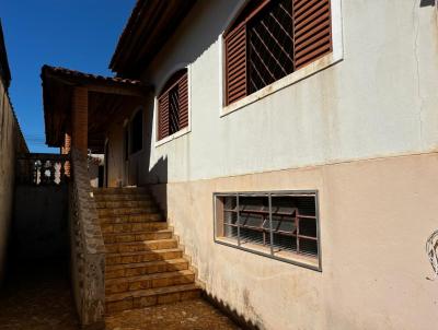 Casa para Venda, em Jarinu, bairro Maracan, 2 dormitrios, 1 banheiro, 1 sute, 2 vagas