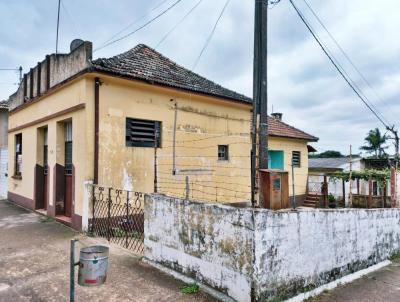 Casa para Venda, em Cachoeira do Sul, bairro Centro, 2 dormitrios, 1 banheiro