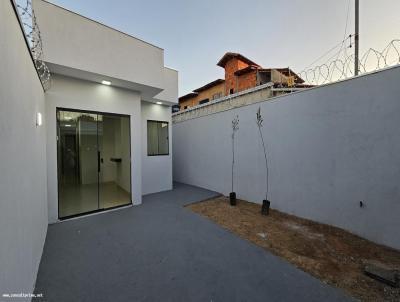 Casa para Venda, em Montes Claros, bairro CARMELO, 3 dormitrios, 1 banheiro, 1 vaga