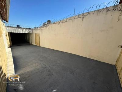 Casa para Locao, em Belo Horizonte, bairro Salgado Filho, 2 dormitrios, 2 banheiros, 6 vagas