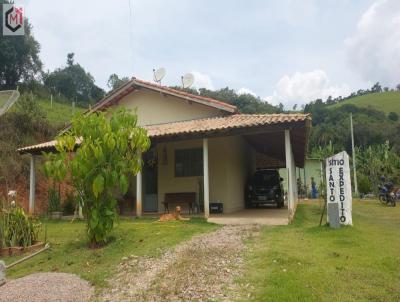 Stio para Venda, em Monte Alegre do Sul, bairro Centro, 2 dormitrios, 2 banheiros, 2 vagas