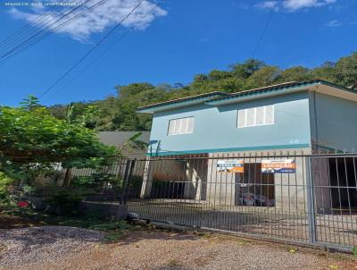 Casa para Venda, em Marau, bairro Guadalupe, 2 dormitrios, 3 banheiros, 3 vagas