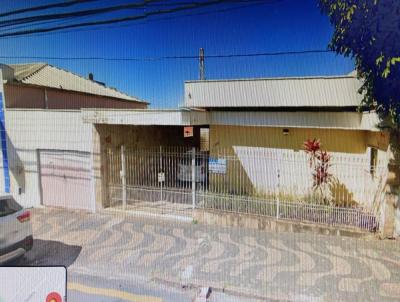 Casa para Venda, em Limeira, bairro Centro, 2 dormitrios, 1 banheiro, 1 vaga