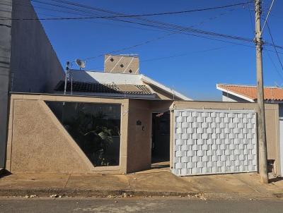 Casa para Venda, em Carmo do Paranaba, bairro BAIRRO ALTO NITERI, 3 dormitrios, 2 banheiros, 1 sute, 2 vagas