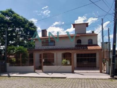 Casa para Venda, em Caxias do Sul, bairro Sagrada Famlia, 3 dormitrios, 3 banheiros, 1 sute, 2 vagas