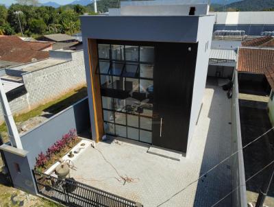 Casa para Venda, em Joinville, bairro Vila Nova, 3 dormitrios, 4 banheiros, 1 sute, 2 vagas