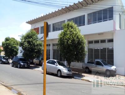 Salo Comercial para Locao, em Presidente Prudente, bairro Vila Mirian, 3 banheiros, 4 vagas