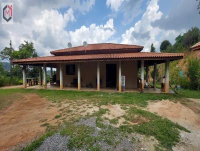 Chcara para Venda, em Pedra Bela, bairro Centro, 3 dormitrios, 2 banheiros, 2 vagas