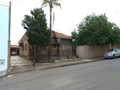 Casa para Venda, em Alfenas, bairro Jardim So Carlos, 3 dormitrios, 2 banheiros, 1 sute, 1 vaga