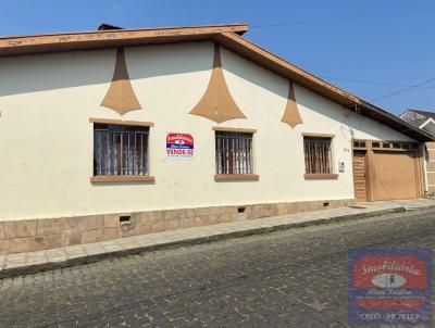 Casa para Venda, em Lapa, bairro CENTRO, 3 dormitrios, 3 banheiros, 1 sute, 2 vagas