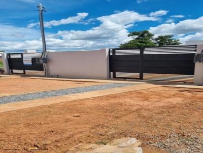 Casa para Venda, em Vrzea Grande, bairro Pirineu, 2 dormitrios, 1 banheiro