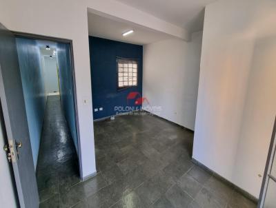 Comercial para Locao, em Piracaia, bairro CENTRO, 2 banheiros