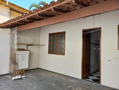 Casa para Venda, em Cabo Frio, bairro Palmeiras, 2 dormitrios, 1 banheiro, 2 vagas