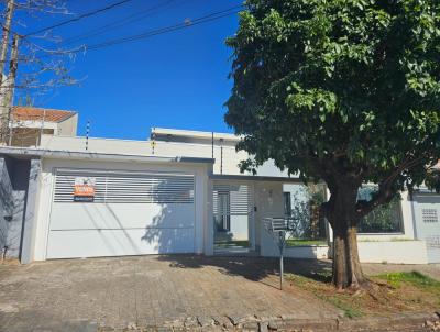 Casa para Venda, em Umuarama, bairro Jardim Cidade Alta, 4 dormitrios, 4 banheiros, 2 sutes, 2 vagas