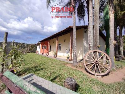 Chcara para Venda, em Caconde, bairro Bom Jesus, 2 dormitrios, 3 banheiros, 2 sutes