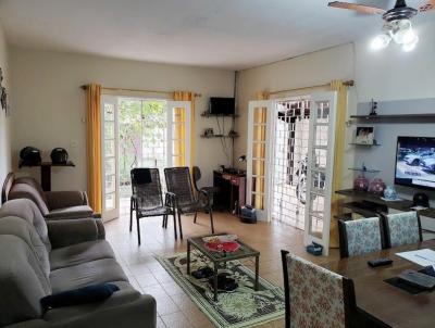 Casa para Venda, em Guaruj, bairro GUAIBA, 2 dormitrios, 3 banheiros, 1 sute, 5 vagas