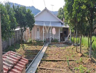 Casa para Venda, em Garibaldi, bairro So Francisco, 2 dormitrios, 2 banheiros