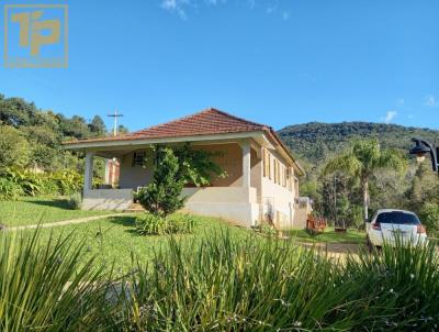 Casa para Venda, em Santa Maria do Herval, bairro Vila Seger, 4 dormitrios, 2 banheiros, 1 sute, 2 vagas