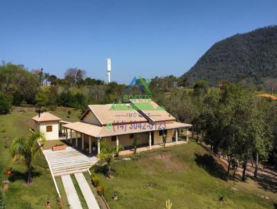 Casa em Condomnio para Venda, em Bofete, bairro Sete Nascentes, 3 dormitrios, 1 banheiro, 3 sutes, 3 vagas