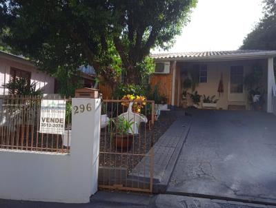 Casa para Venda, em Santa Rosa, bairro Centro, 3 dormitrios, 1 banheiro, 1 vaga