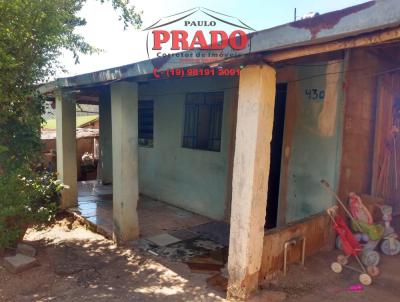 Casa para Venda, em Caconde, bairro So Jos, 4 dormitrios, 2 banheiros, 1 vaga