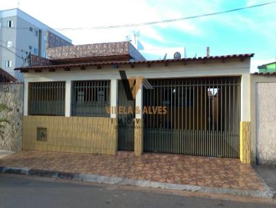 Casa para Venda, em Alfenas, bairro Residencial Oliveira, 3 dormitrios, 2 banheiros, 1 sute, 2 vagas