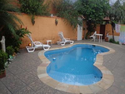 Casa para Temporada, em Ilhabela, bairro Perequ�, 1 dormit�rio, 2 banheiros, 1 vaga